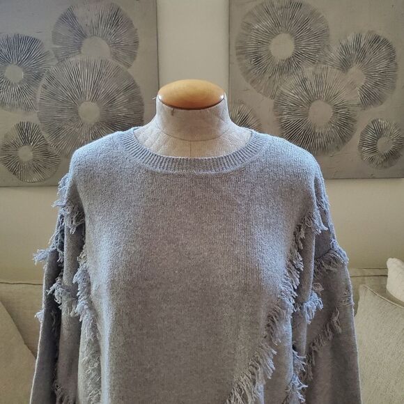 ✨ 1.STATE ✨ Fringe Detail Sweater - [Large, Grey] - Picture 3 of 10